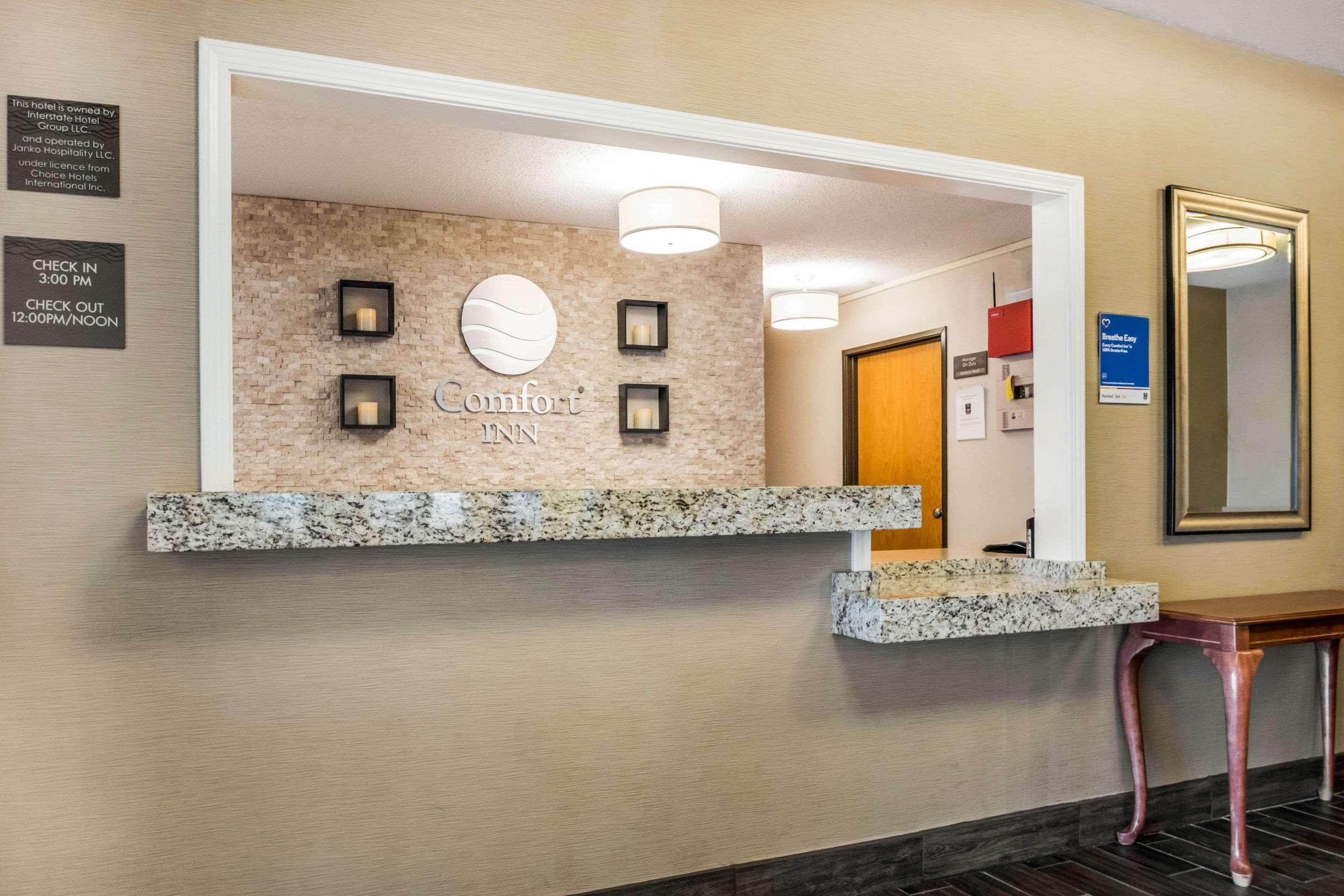 Comfort Inn Ottawa Starved Rock Area Exterior photo