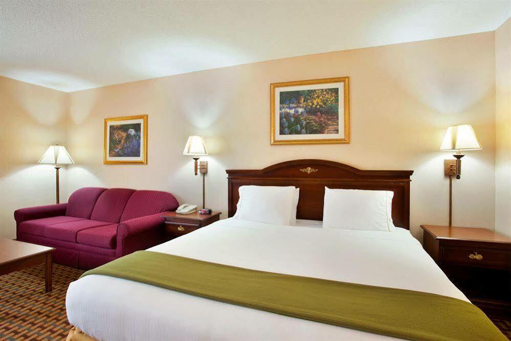 Comfort Inn Ottawa Starved Rock Area Exterior photo